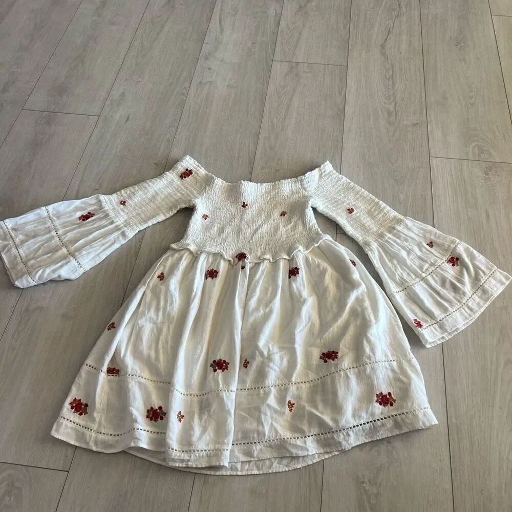 Free People Counting Daisies off The Shoulder Embroidered Mini Dress m